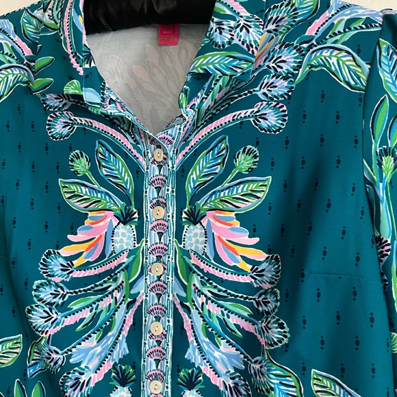 Lilly Pulitzer top with front buttons “Valencia Teal” - Picture 6 of 12